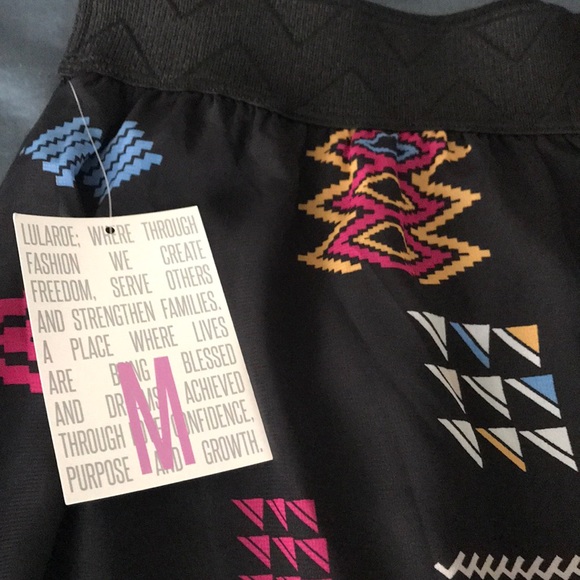 Black Aztec Lola - Picture 2 of 4